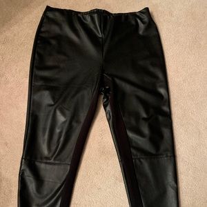 Chico Black Leather Pa nts